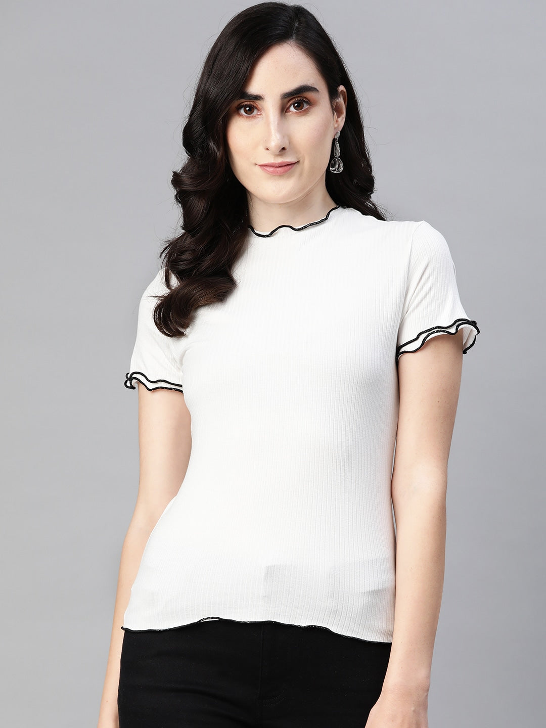Women Solid White Ribbed Top