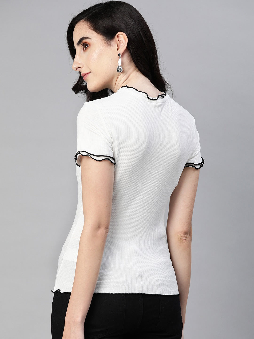 Women Solid White Ribbed Top