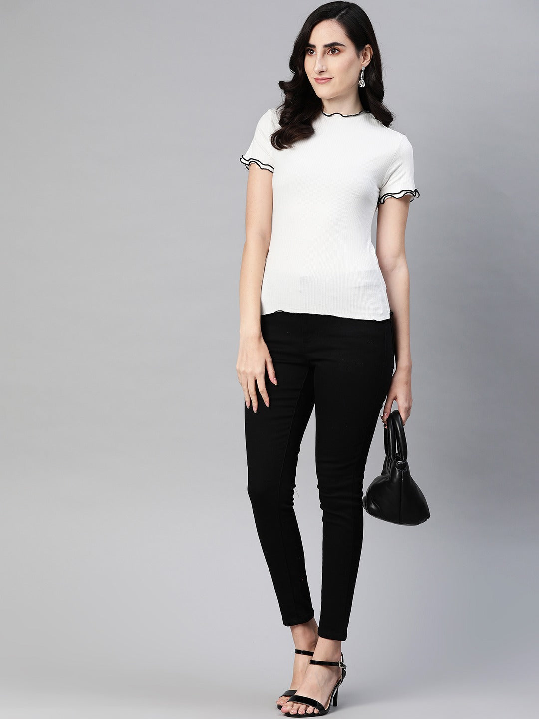 Women Solid White Ribbed Top