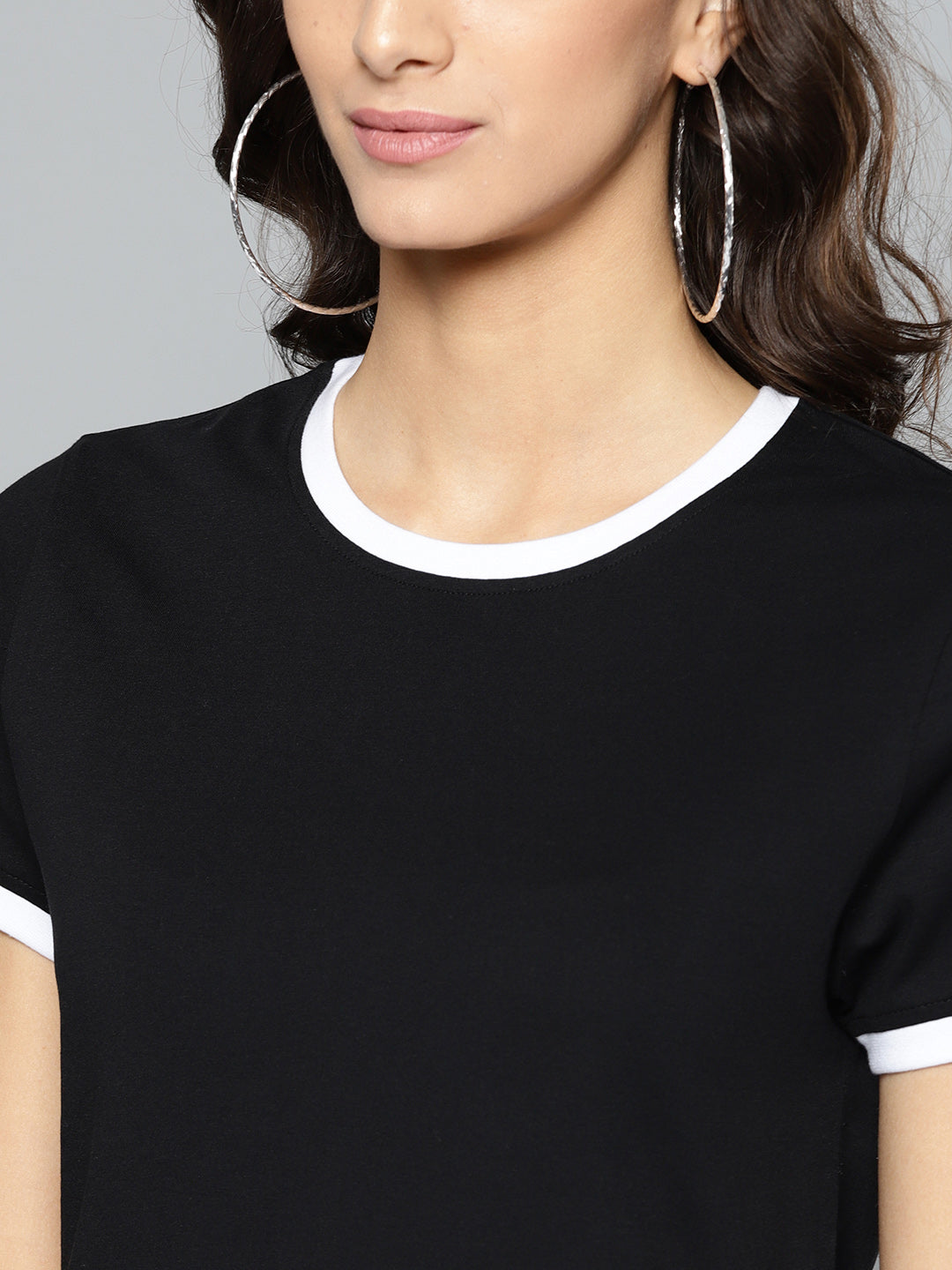 Women Solid Black Ringer T-shirt