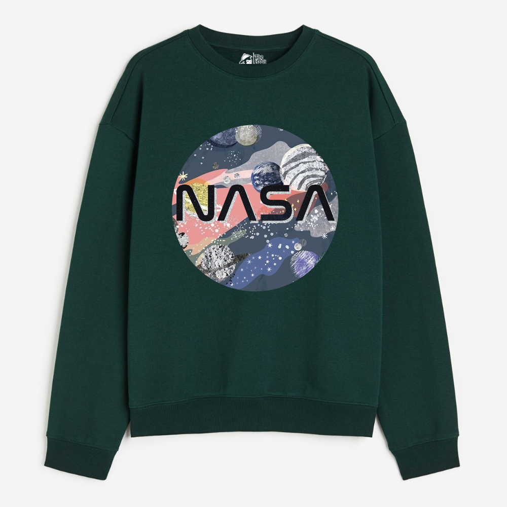 "NASA - Cozy Delight: Winter Bliss Unisex Oversized Sweatshirt (400 GSM)"