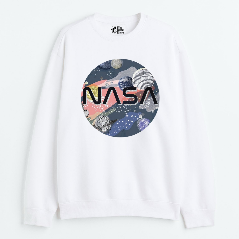 "NASA - Cozy Delight: Winter Bliss Unisex Oversized Sweatshirt (400 GSM)"