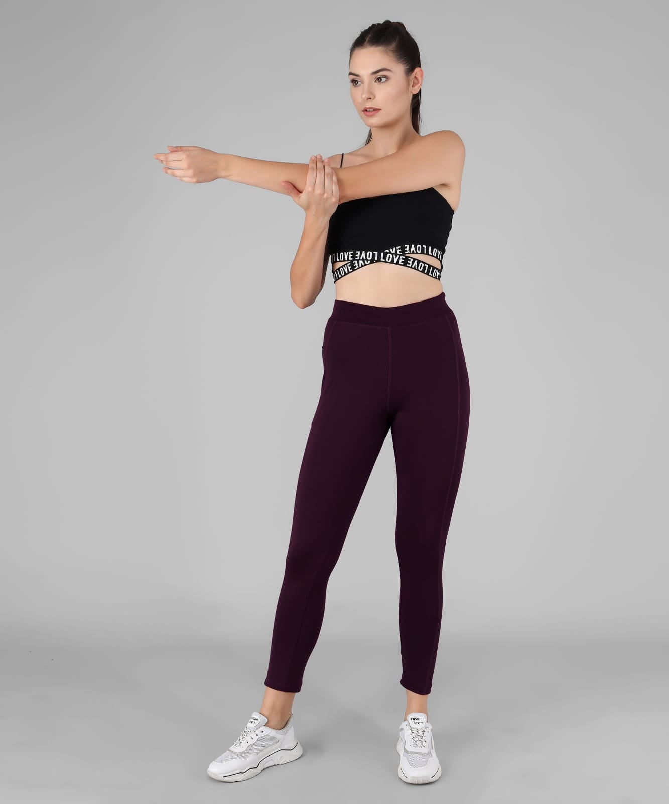 Women Solid Wine Leggings